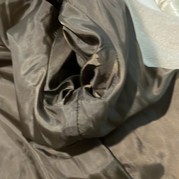 ARIAT - Picture 5 of 9